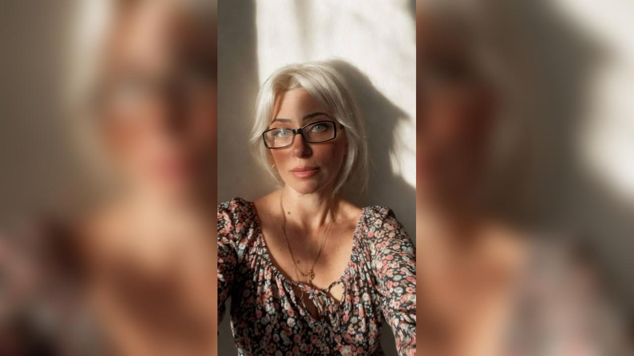 Webcam chat profile for 1Esmeralda: Ask about my Hobbies