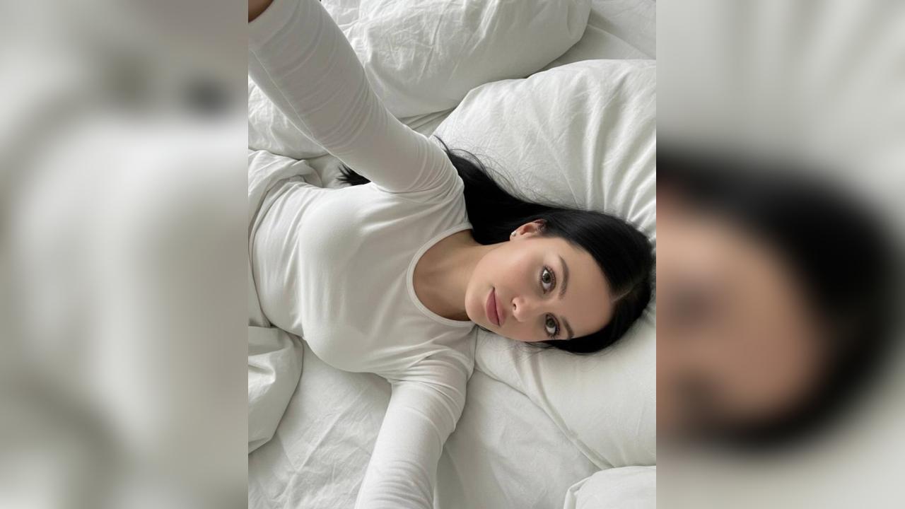 Webcam chat profile for A1deline