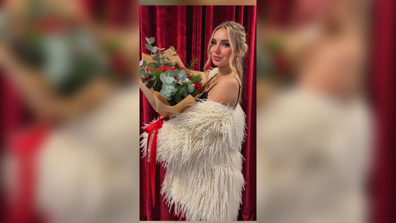 Webcam chat profile for XxxYourGoddessx: Leather