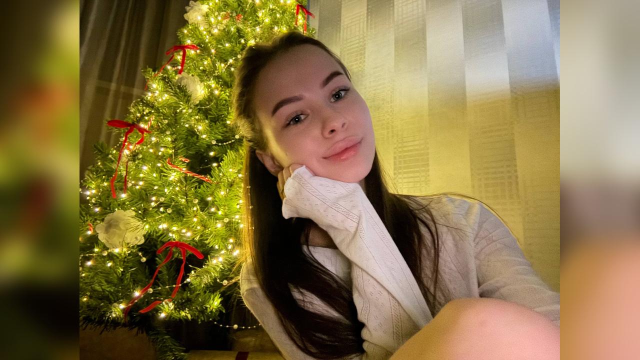 Webcam chat profile for PerfectRose