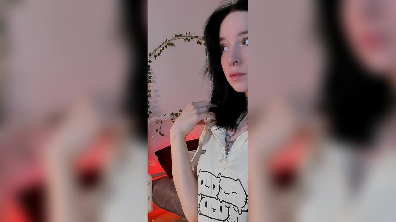 Webcam chat profile for lilithlunna: Leather