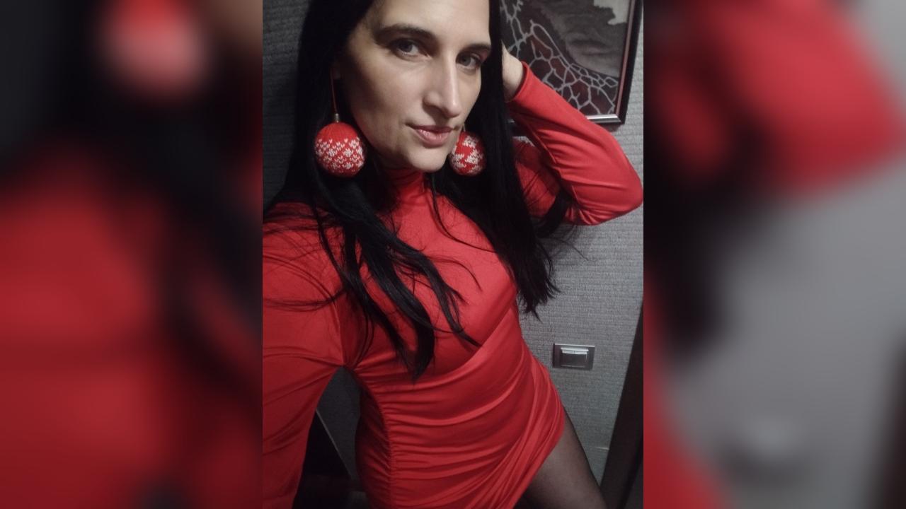 Webcam chat profile for AdeliaQueen: Ask about my other interests