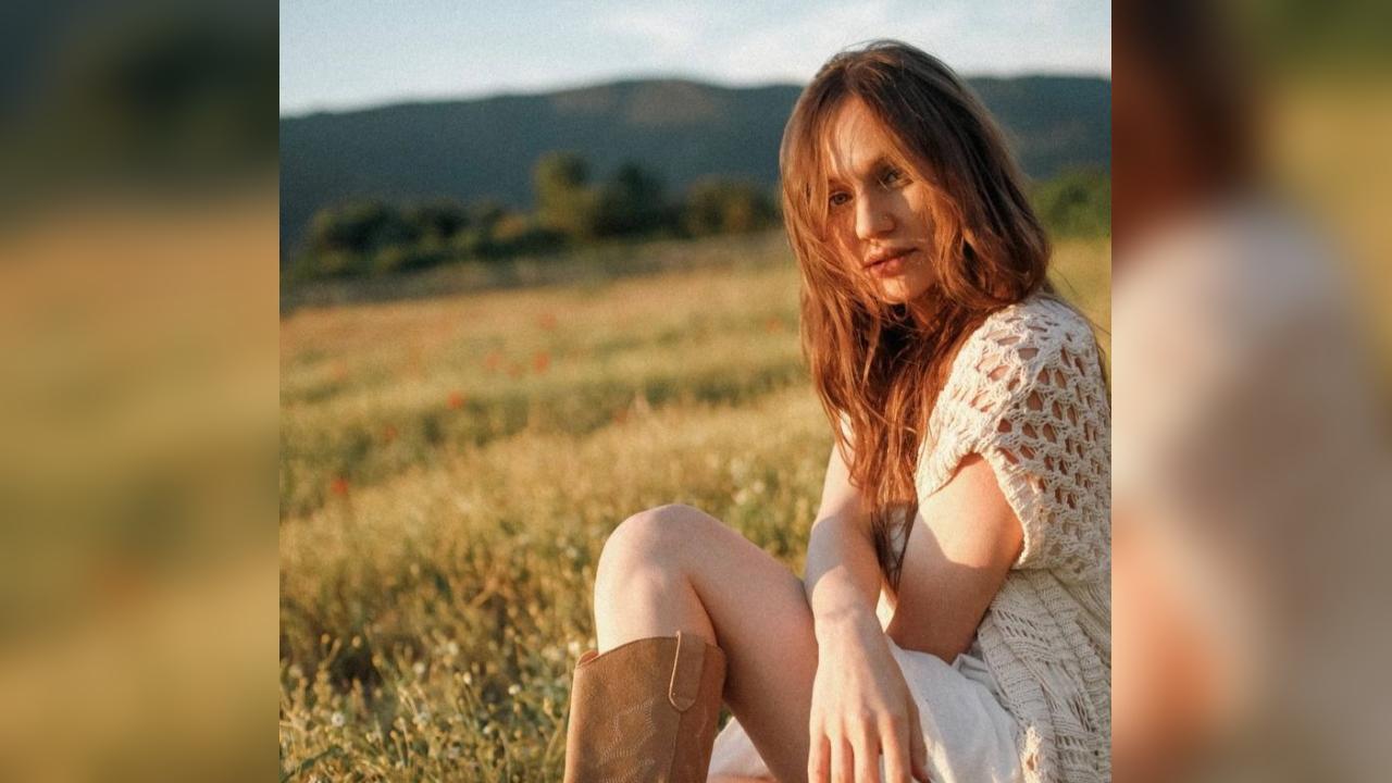 Webcam chat profile for DiamondShine: Outfits