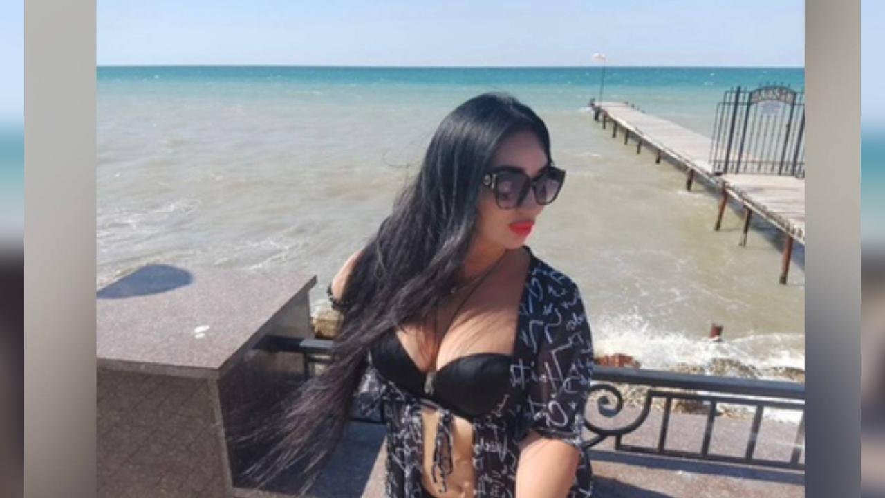 Webcam chat profile for 1SweetSin: Outfits