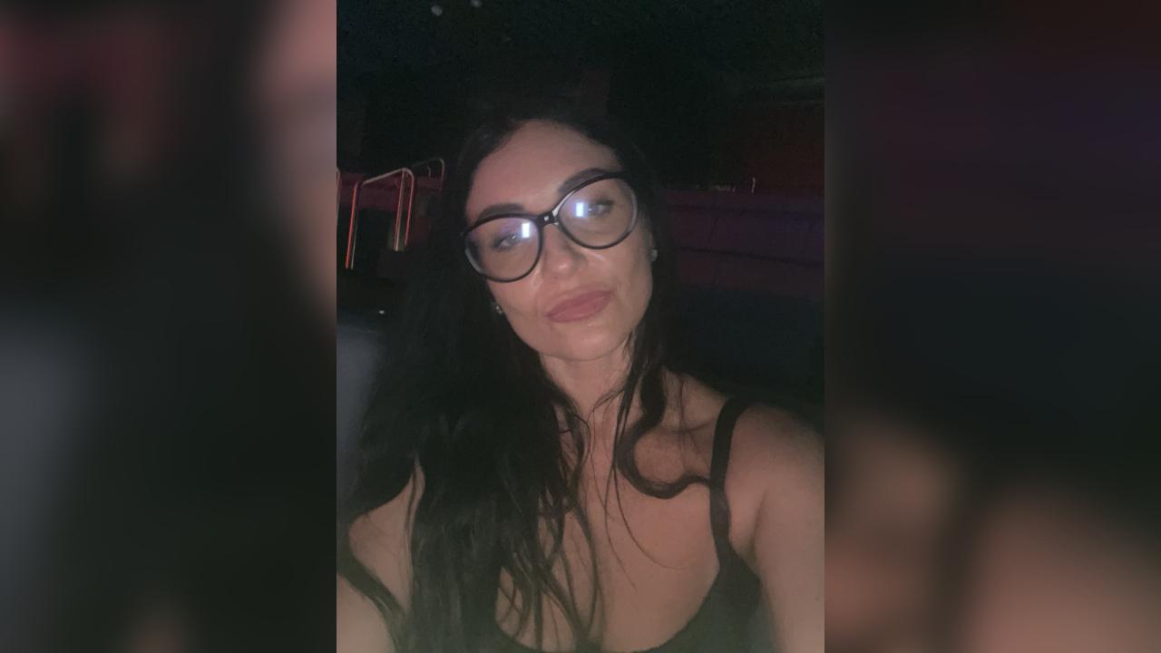 Webcam chat profile for Mirabele: Ask about my Hobbies