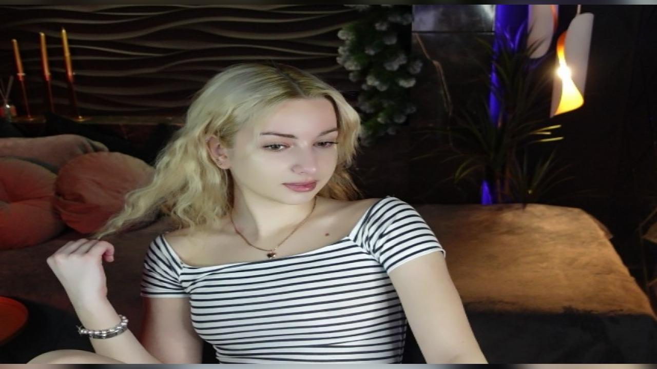 Webcam chat profile for JessieCuti: Legs, feet & shoes