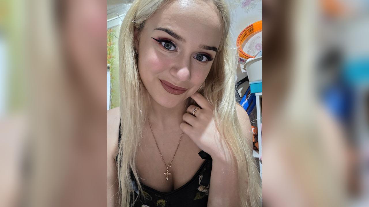 Webcam chat profile for Li5la: Ask about my Hobbies