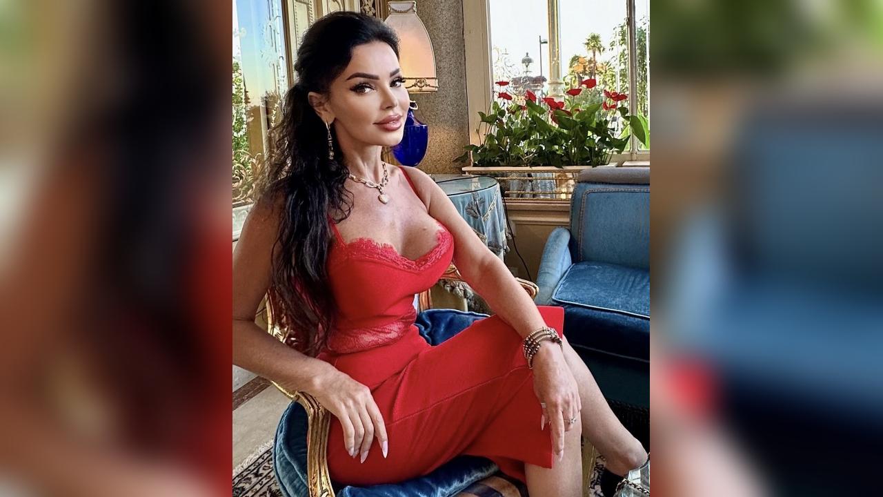 Webcam chat profile for AngelWhisper: Leather