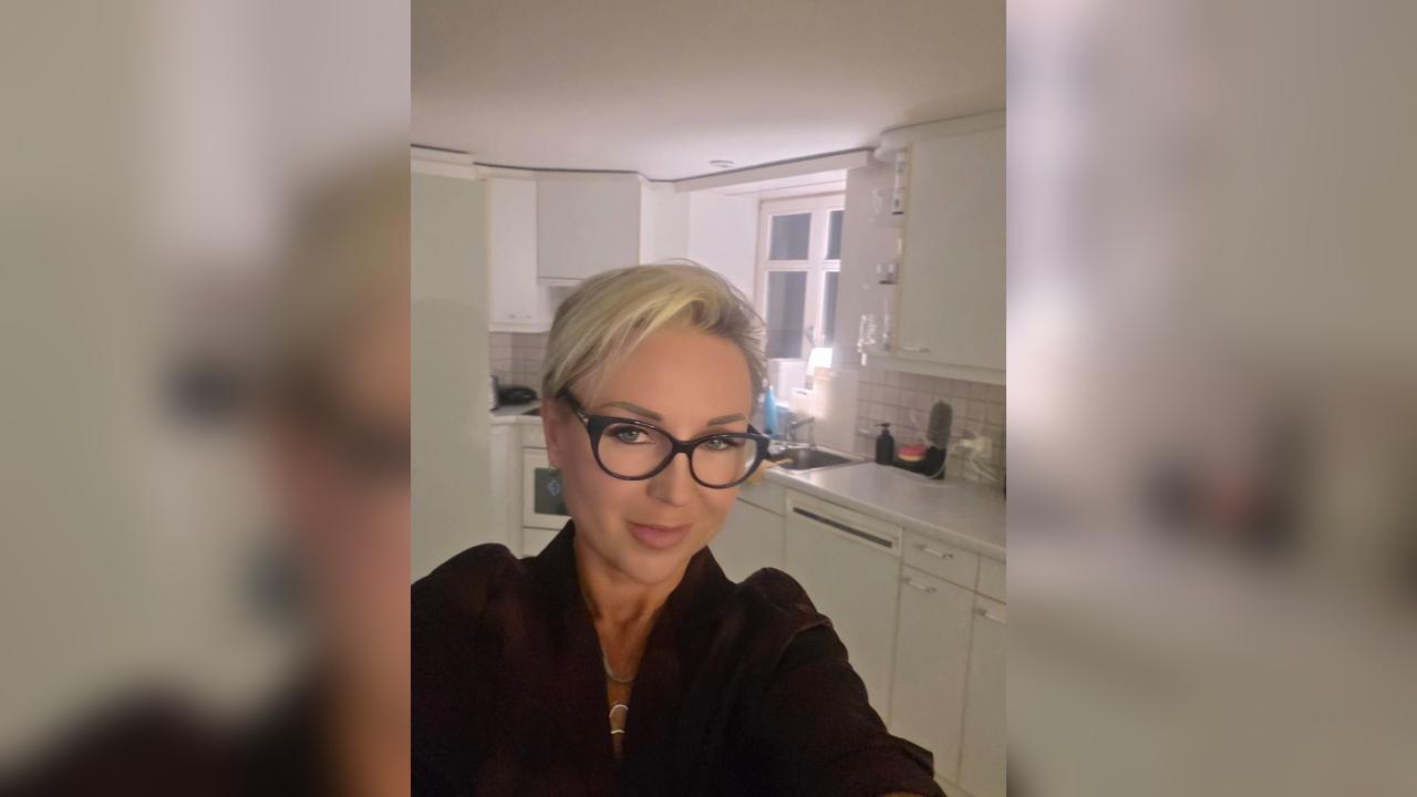 Webcam chat profile for Lotaria: Ask about my Hobbies