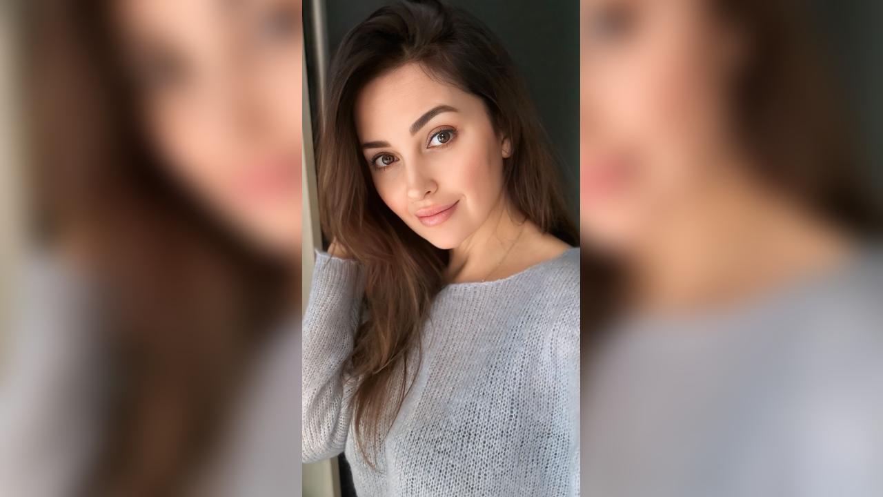 Webcam chat profile for LollyLuxe: Cooking