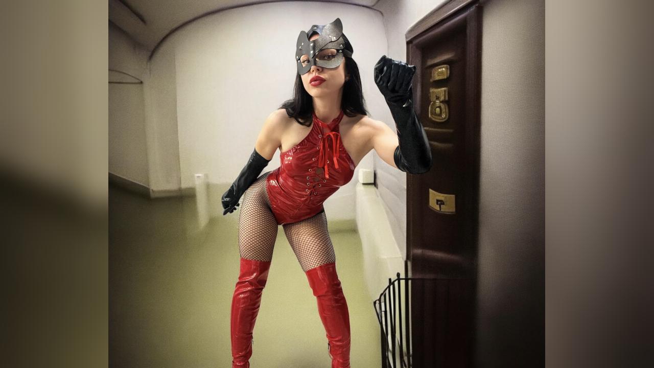 Webcam chat profile for KrissssCharming: Dominatrix