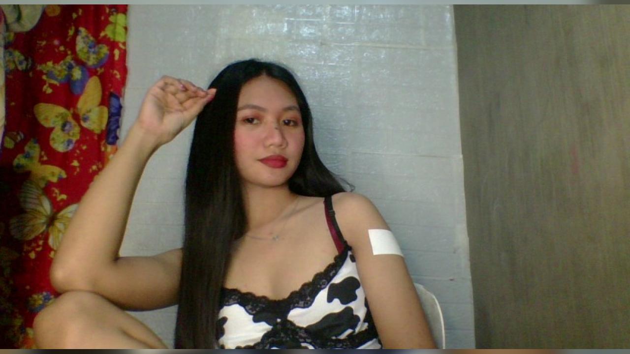 Webcam chat profile for xCutiePearlx: Strip-tease