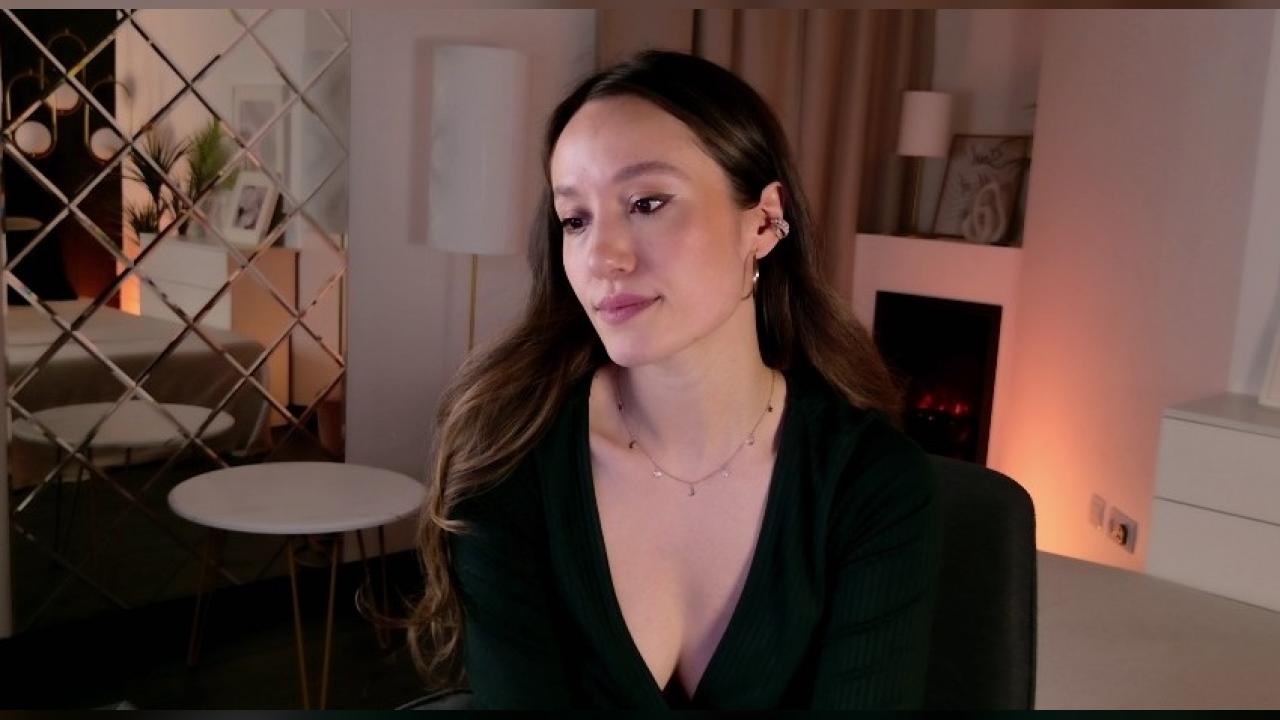 Webcam chat profile for AgnesGoddes: Legs, feet & shoes