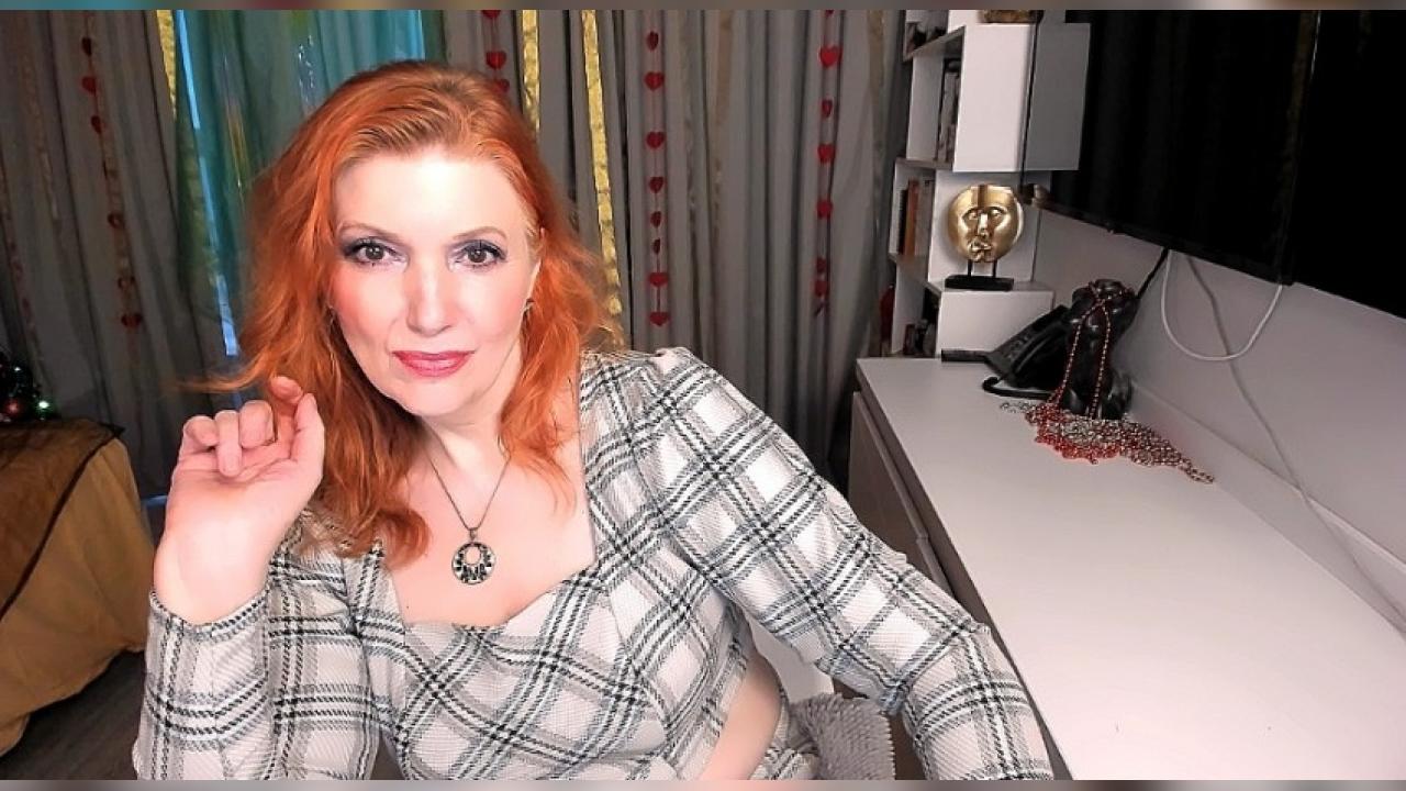 Webcam chat profile for AlmazFireFoxOne: Kissing