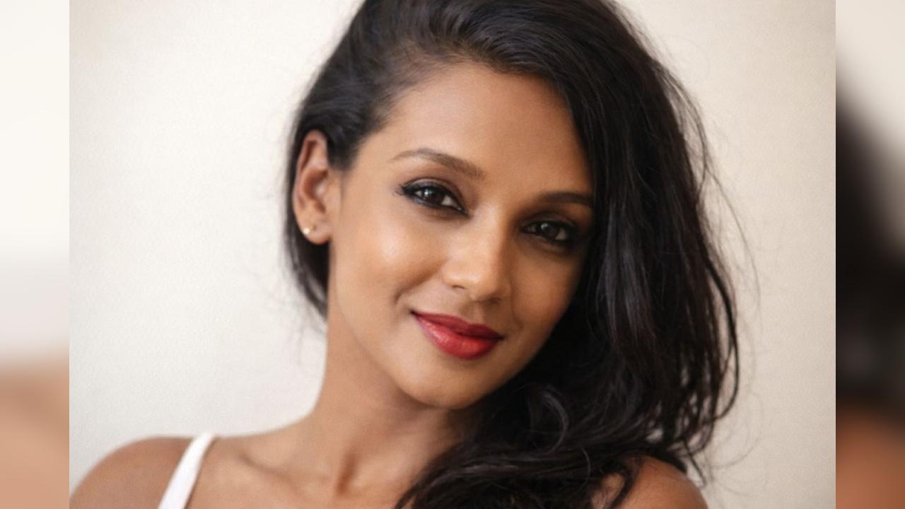 Webcam chat profile for IndianSutraXXX: Exhibition