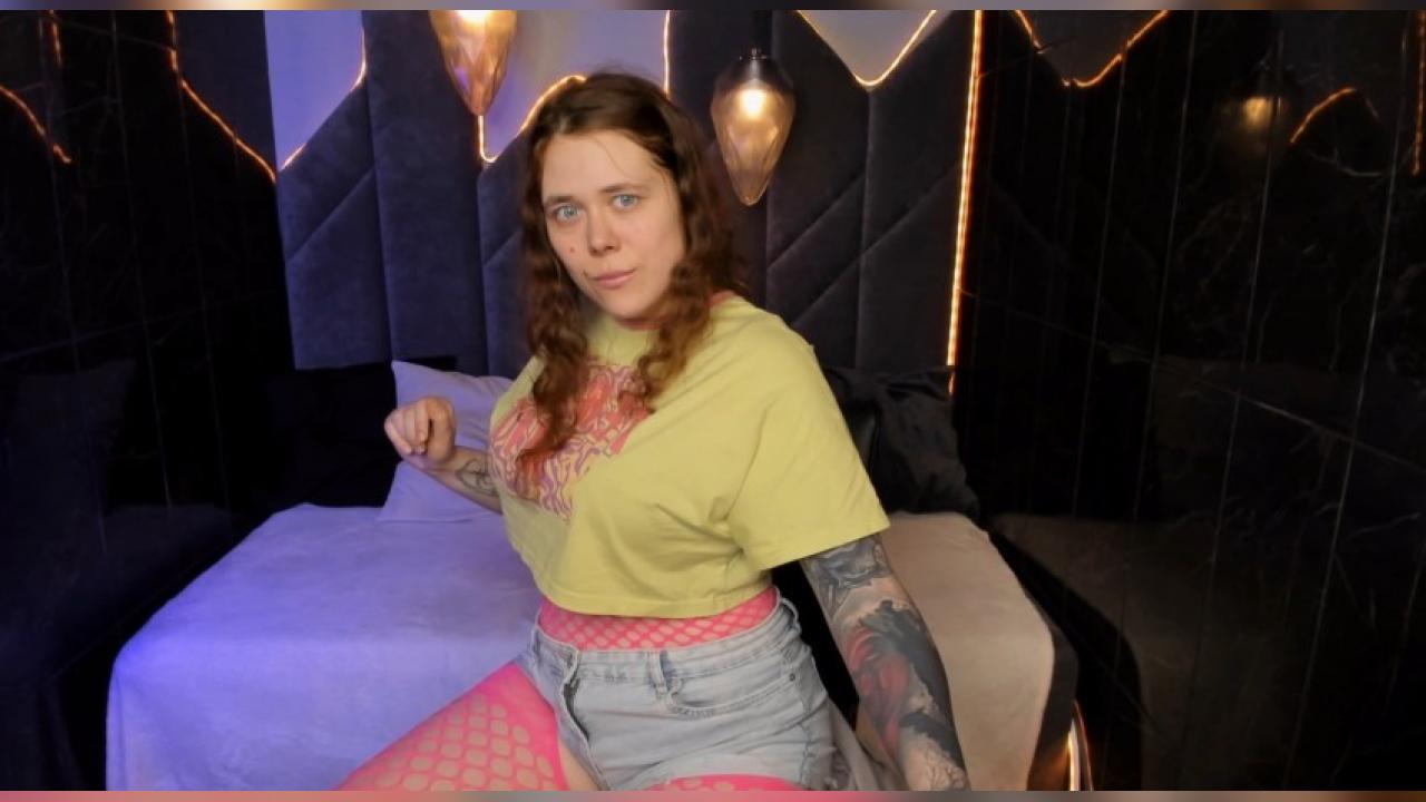 Webcam chat profile for SophiePure: Bondage & discipline