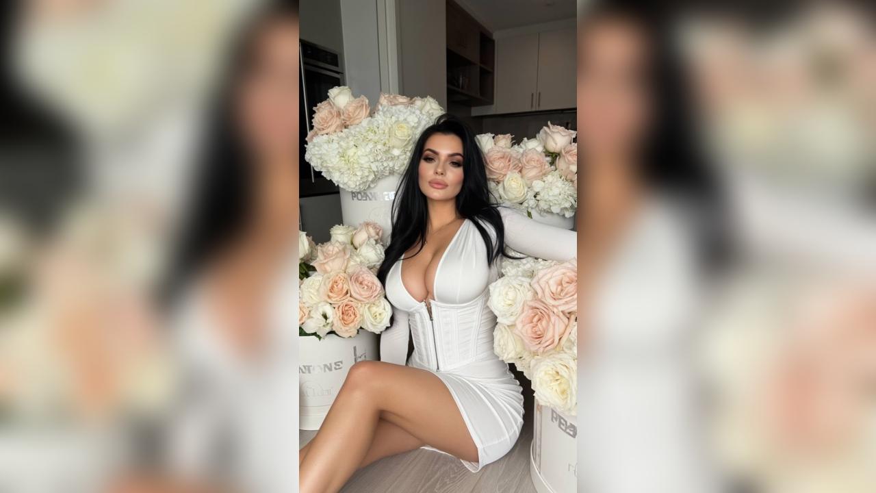 Webcam chat profile for IraStarlight: Cooking