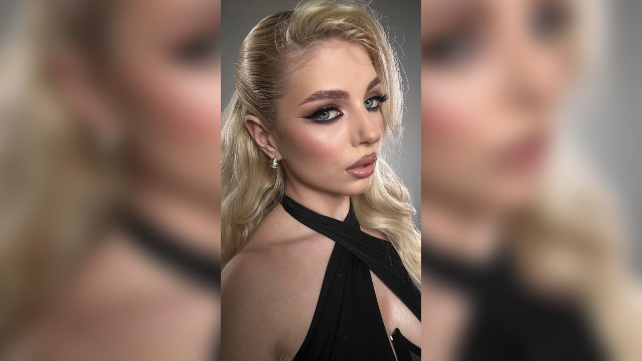 Webcam chat profile for Elunor: Ask about my Hobbies