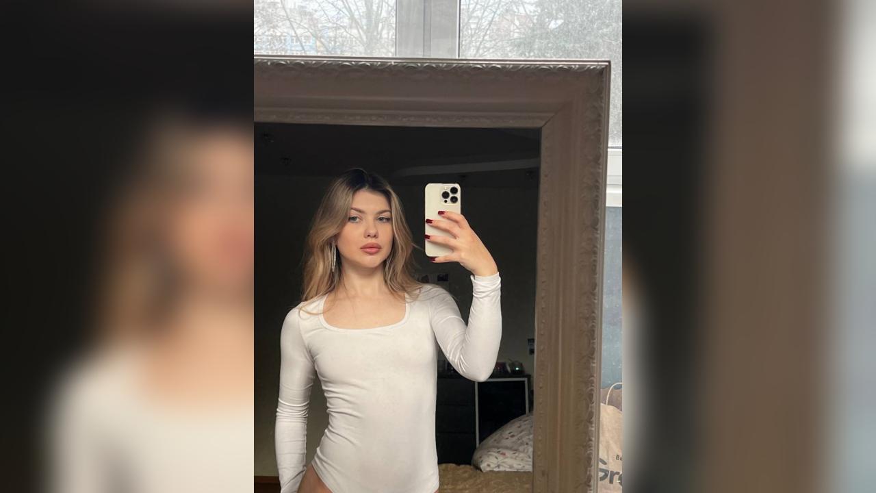 Webcam chat profile for 1Bezvia: Ask about my Hobbies