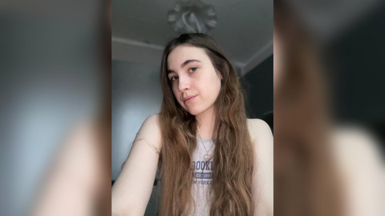 Webcam chat profile for Kirelle: Ask about my Hobbies