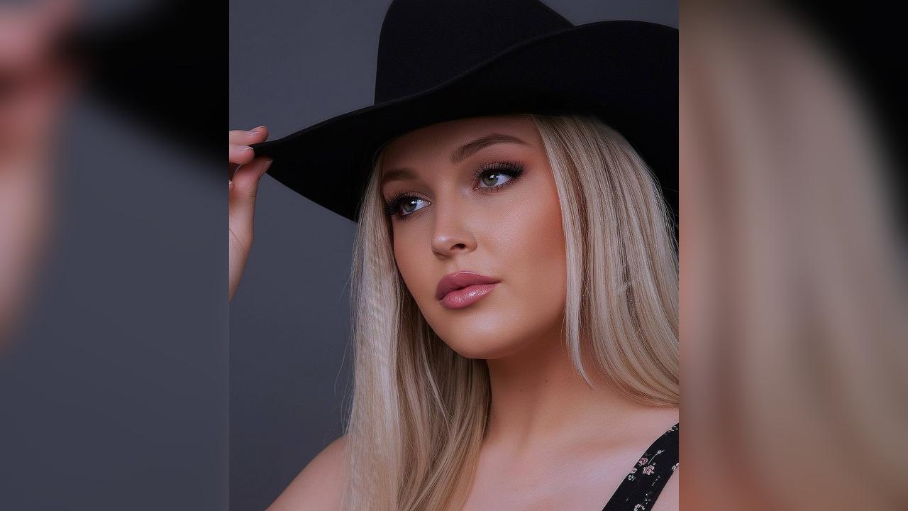 Webcam chat profile for JaneOSweetAh: Kissing