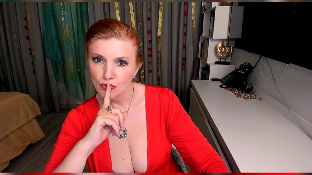 Webcam chat profile for AlmazFireFoxOne: Kissing