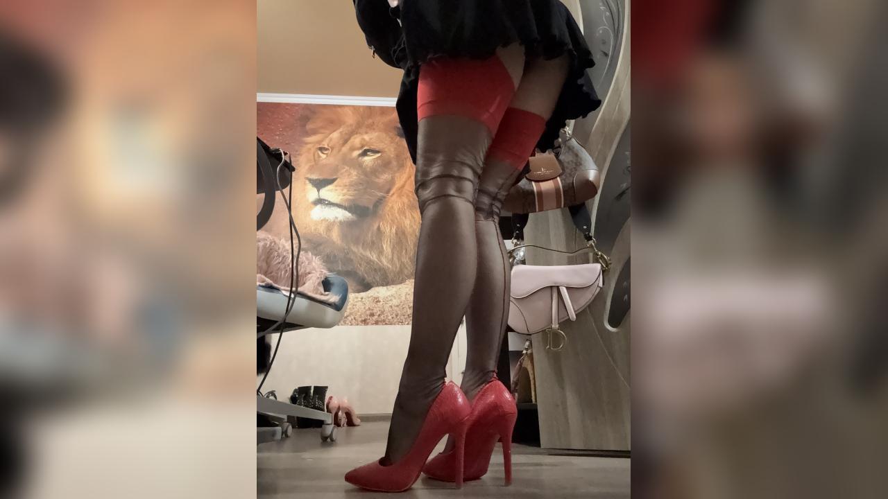 Webcam chat profile for XNoLimitsDomina: Bondage & discipline