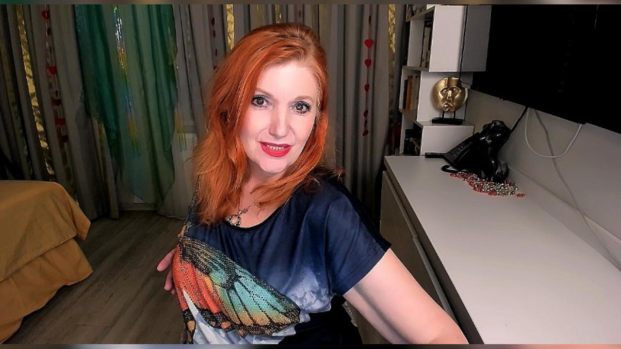 Webcam chat profile for AlmazFireFoxOne: Kissing