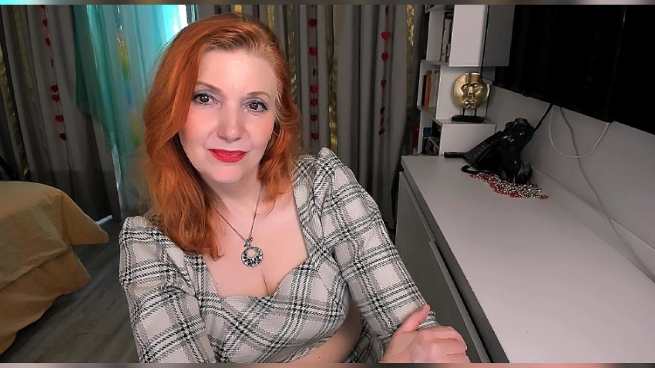 Webcam chat profile for AlmazFireFoxOne: Kissing