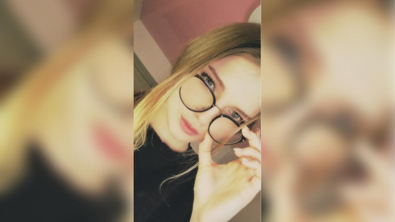 Webcam chat profile for SweetRinaKiss: Outfits