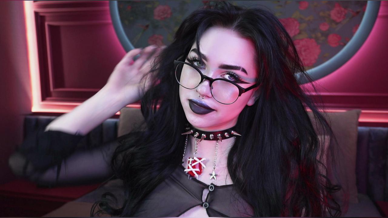 Webcam chat profile for JessicaSod1: Legs, feet & shoes