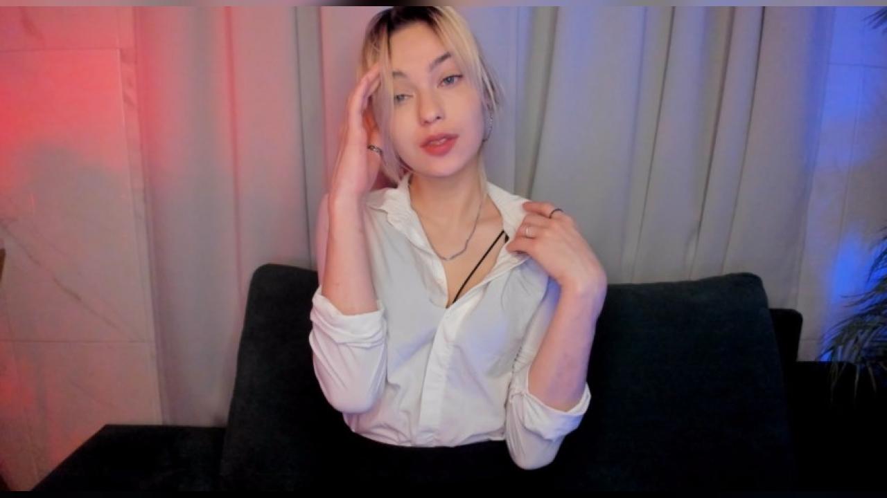 Webcam chat profile for AlysiaSun: Legs, feet & shoes