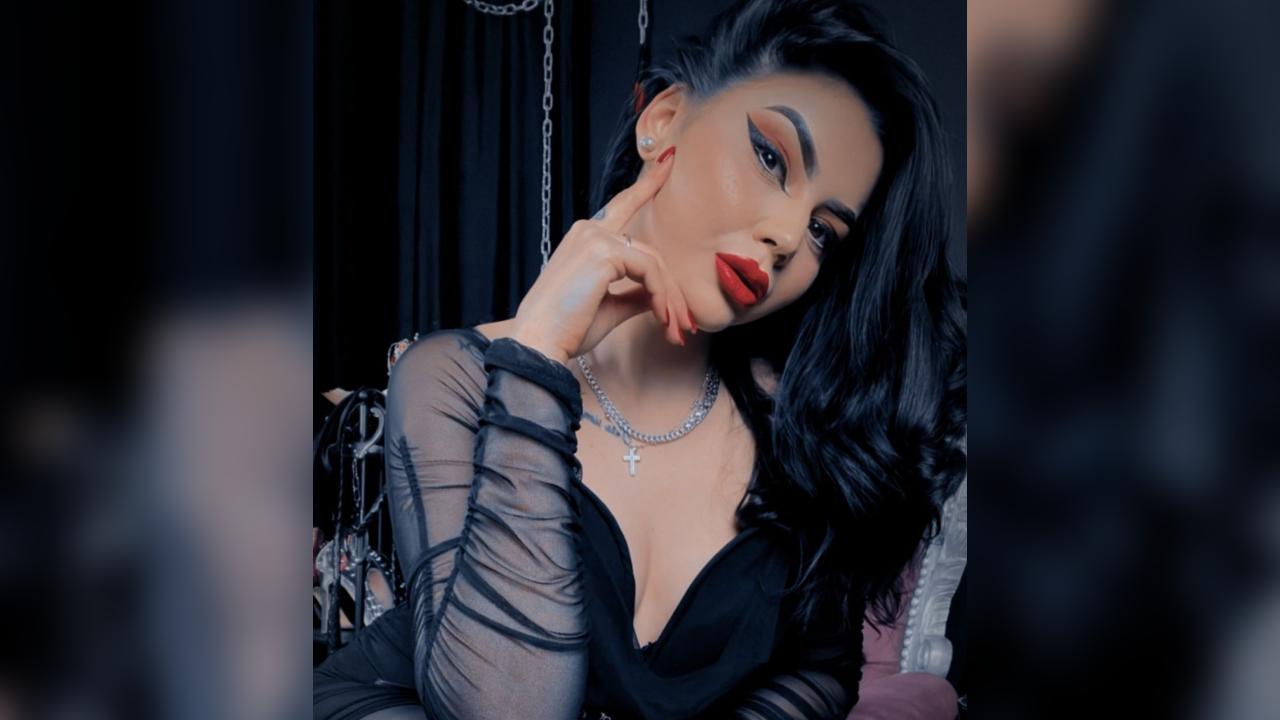 Webcam chat profile for EdiithFuchs: Leather