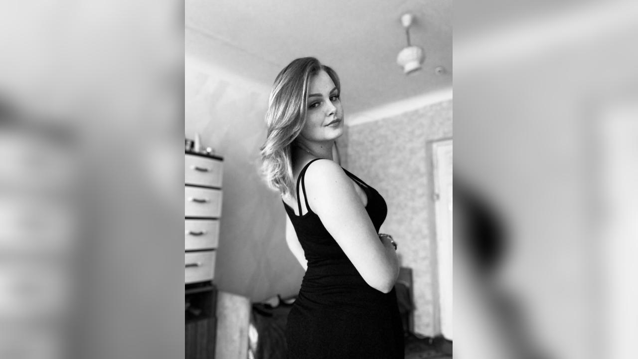 Webcam chat profile for Liutik: Ask about my Hobbies