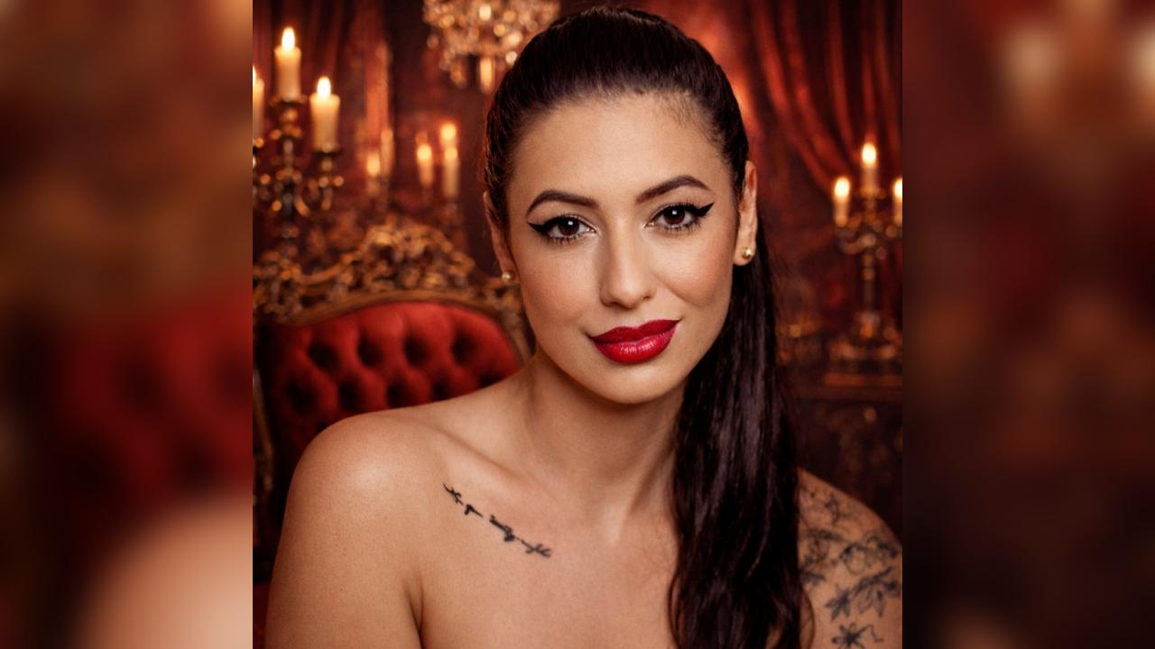 Webcam chat profile for MissAngelique: Dominatrix