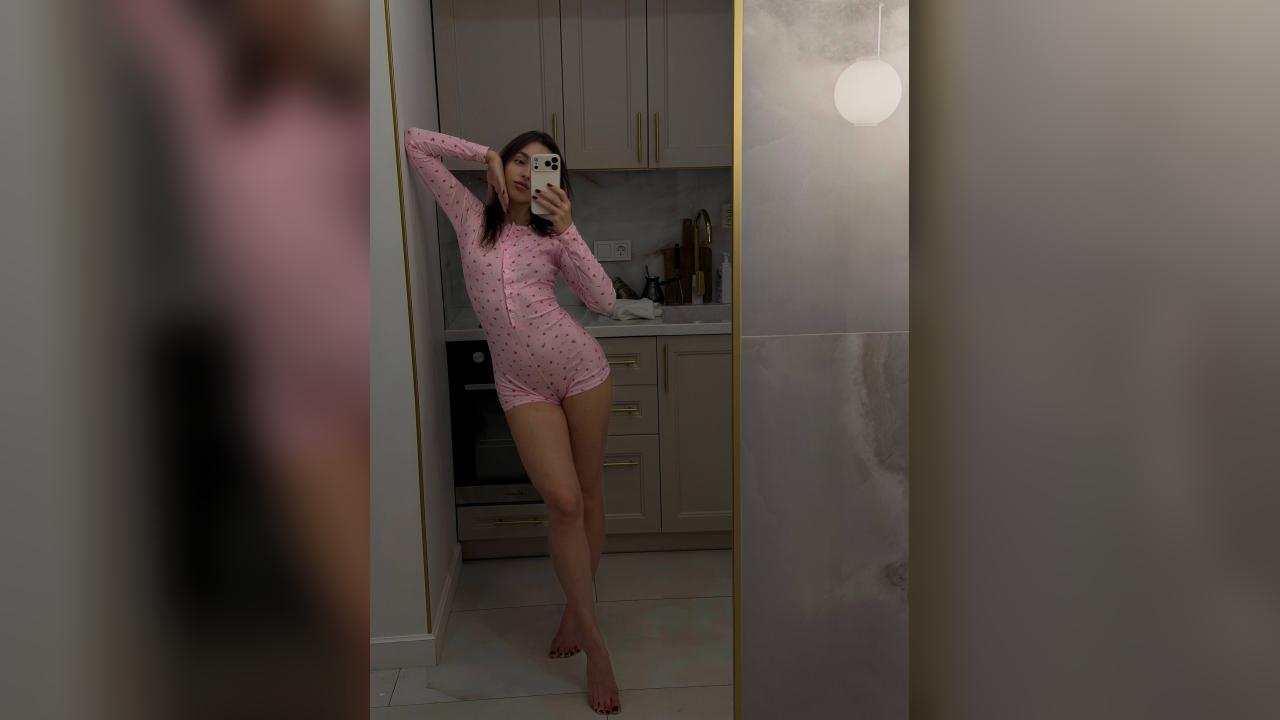 Webcam chat profile for Goddesss1