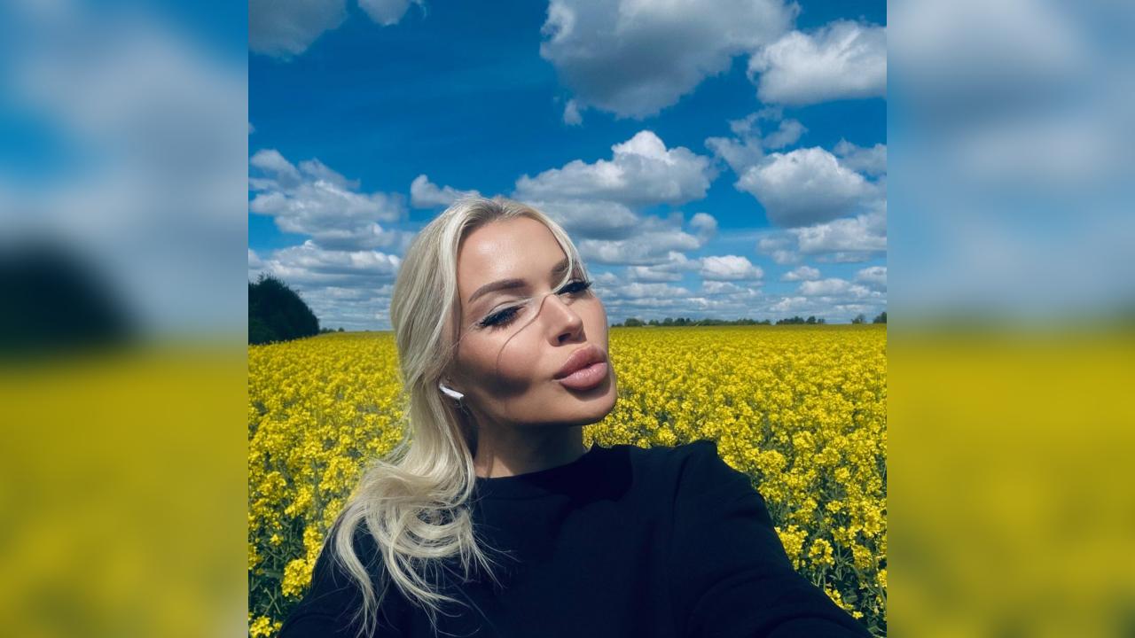 Webcam chat profile for Damianna: Ask about my Hobbies