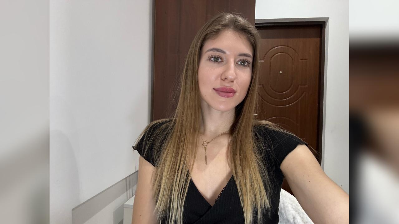 Webcam chat profile for LadyInShadow: Dancing