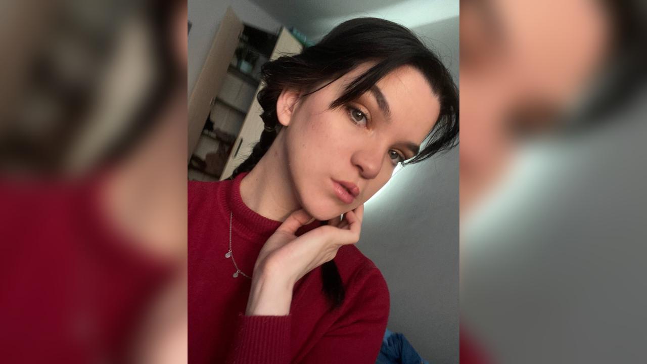 Webcam chat profile for Opalique: Ask about my Hobbies