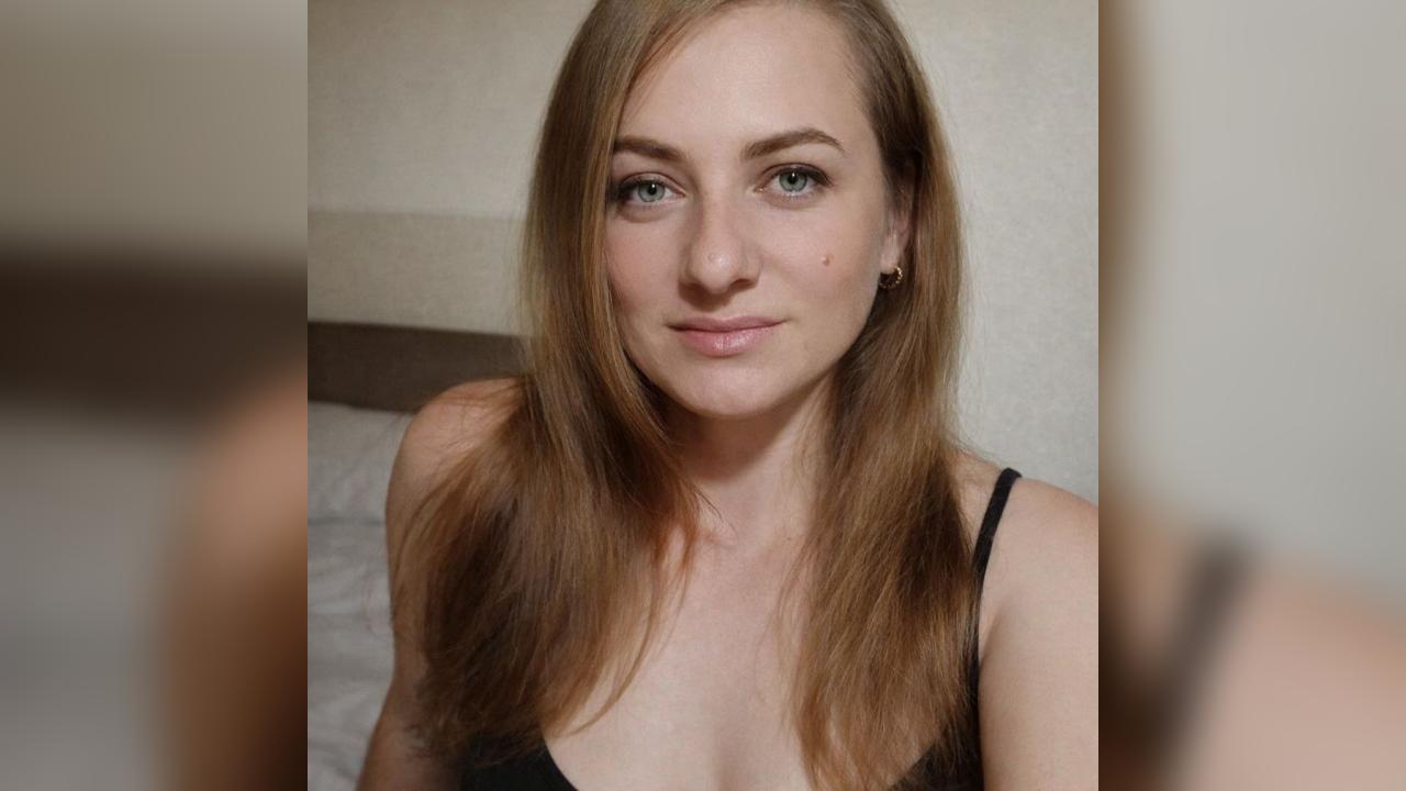 Webcam chat profile for LioraW