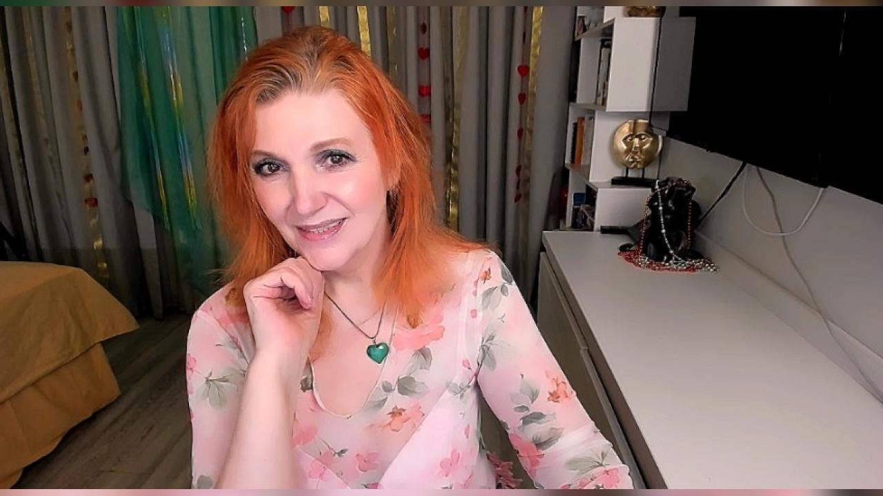 Webcam chat profile for AlmazFireFoxOne: Kissing