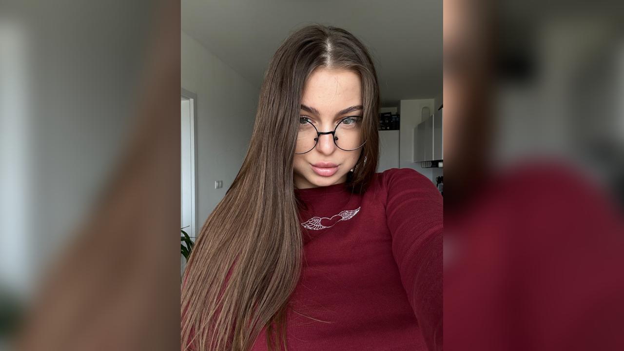 Webcam chat profile for Sweetbabyface: Bondage & discipline