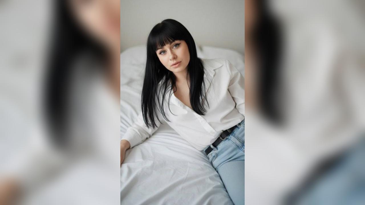 Webcam chat profile for Linaa: Sports