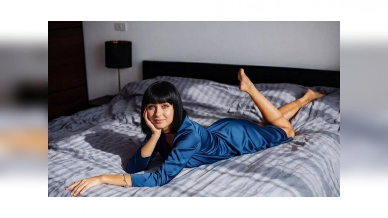 Webcam chat profile for Linaa: Sports