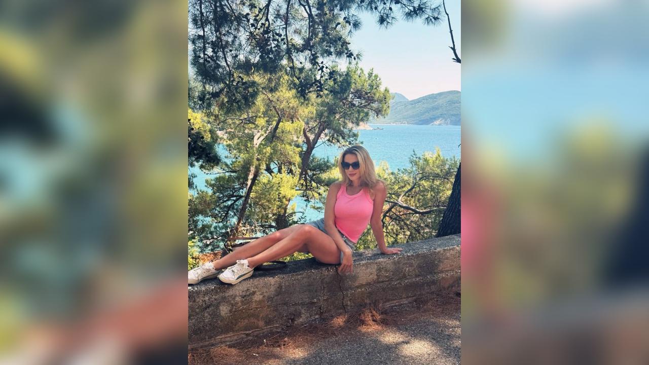 Webcam chat profile for Calmspark: Dancing