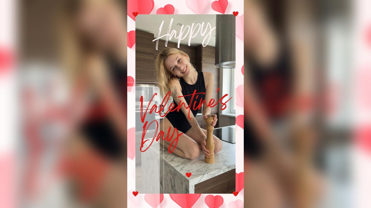 Webcam chat profile for LovelyHoney: Exercise