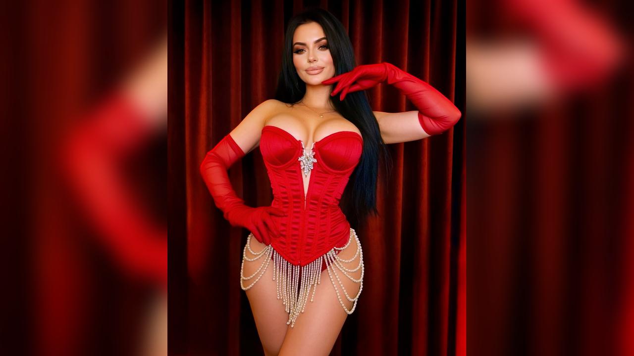 Webcam chat profile for IraStarlight: Cooking