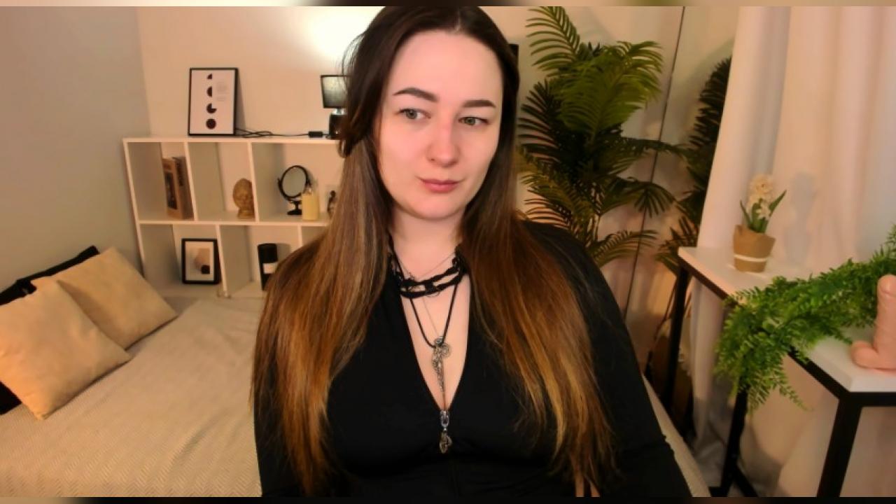 Webcam chat profile for EmmaBloomm: Dominatrix