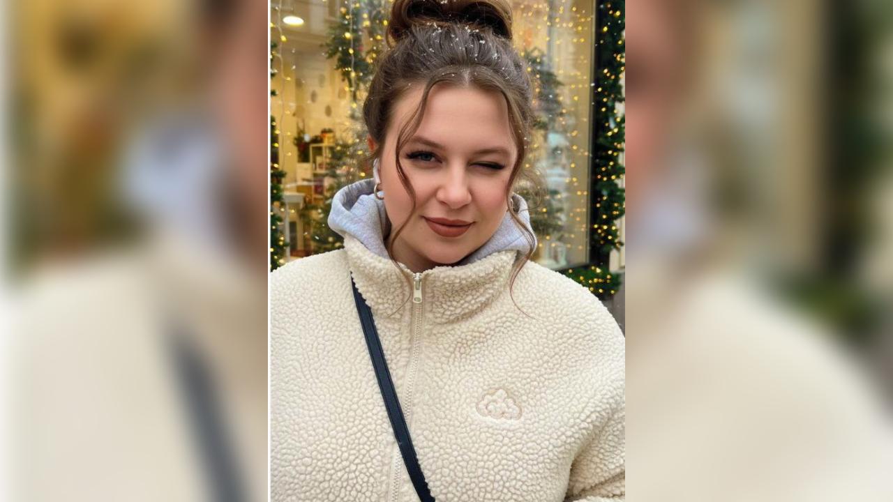 Webcam chat profile for MiellaFlame: Outfits