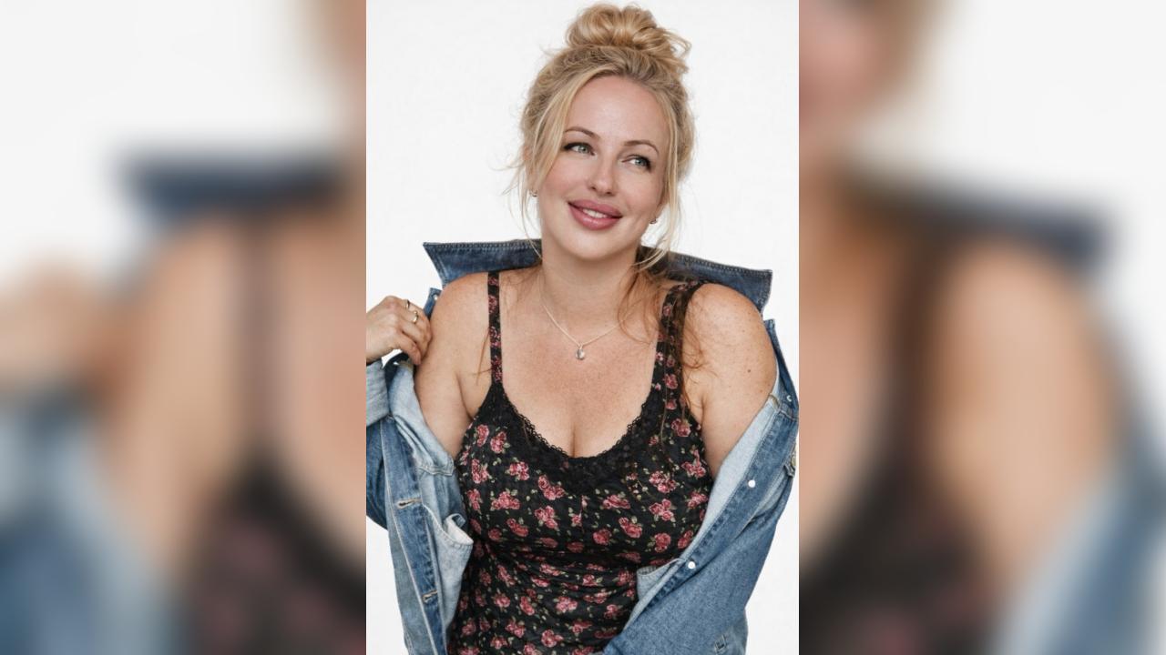 Webcam chat profile for Mariselle: Outfits